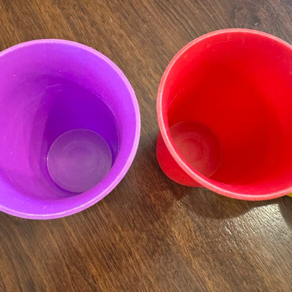 Tupperware Bell Tumblers Cups 7oz Set of 4 Juice Cup GUC - Picture 2 of 4